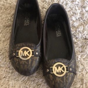 Michael Kors flats